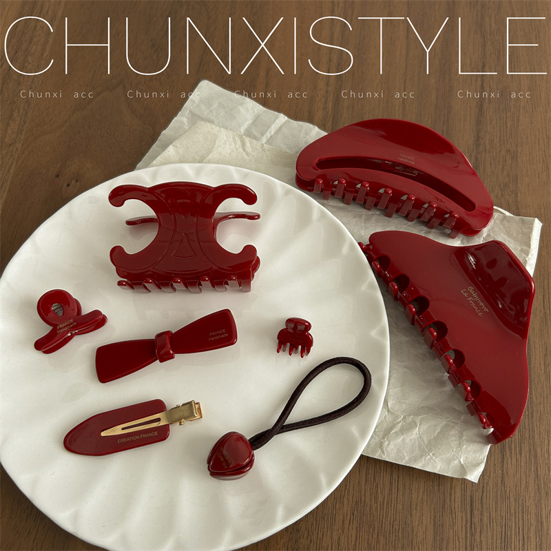 Red French retro style hair clips for women, autumn and winter bangs, broken hair clips, high-end side acetate hair accessories Specification drawing