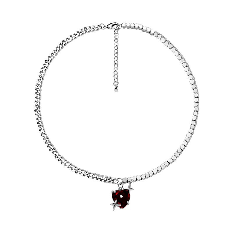 Four-pointed star heart necklace for women wholesale, dark style, sweet and cool, niche design, sweater chain, fashionable and exquisite gift necklace Item Picture