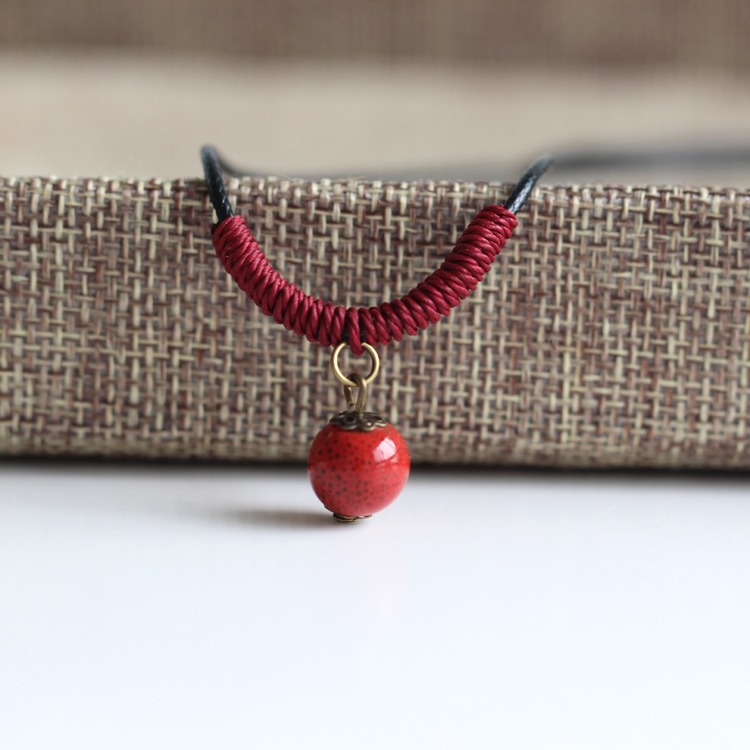 Ceramic jewelry, flower glaze single bead necklace, collarbone chain, ethnic style simple necklace, small accessories, 2023 new style ins full figure