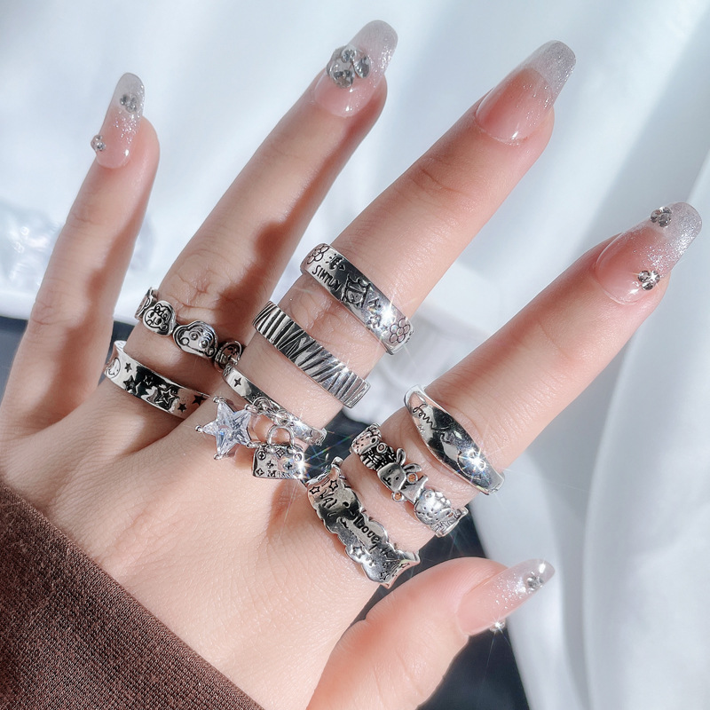 Graffiti retro and aged personalized open ring, female letter cartoon student, cool and fashionable, niche design index finger ring full figure