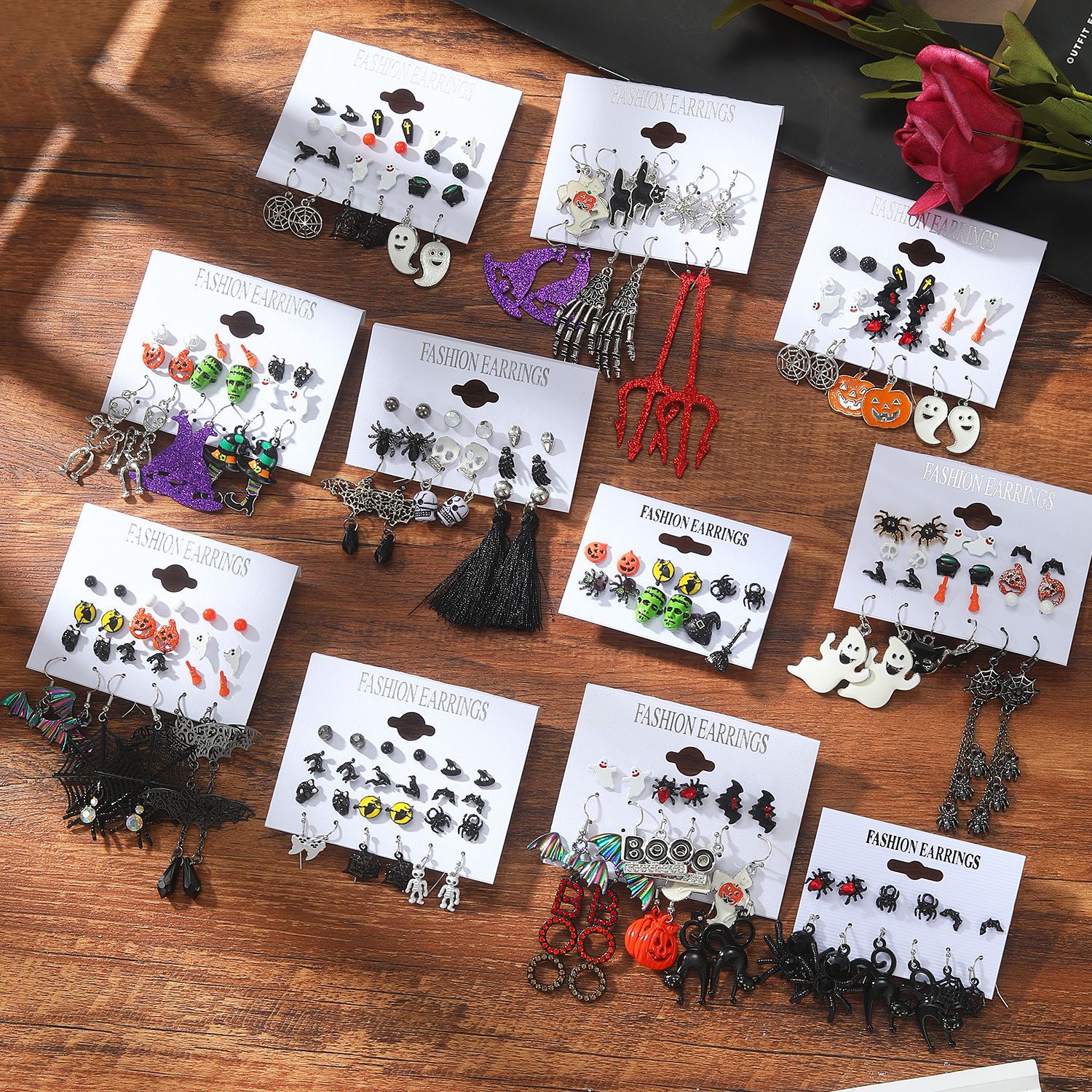 Halloween earrings, European horror and funny Halloween earrings, funny pumpkin earrings, Halloween party supplies Specification drawing
