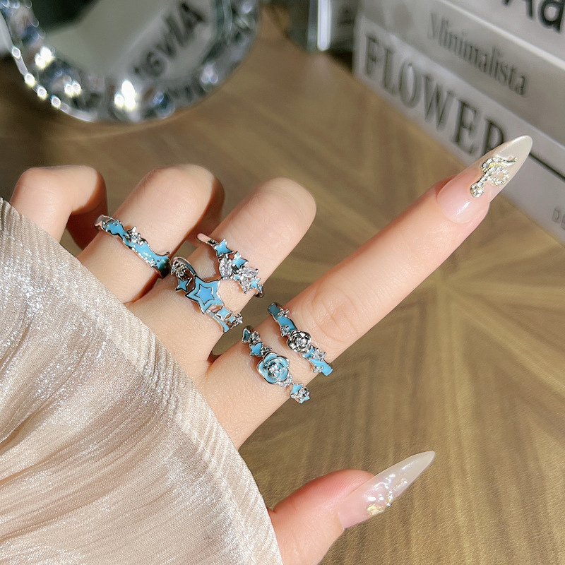 ins minimalist star flower luminous rose drip glaze ring, a light luxury and niche design for a couple's ring full figure