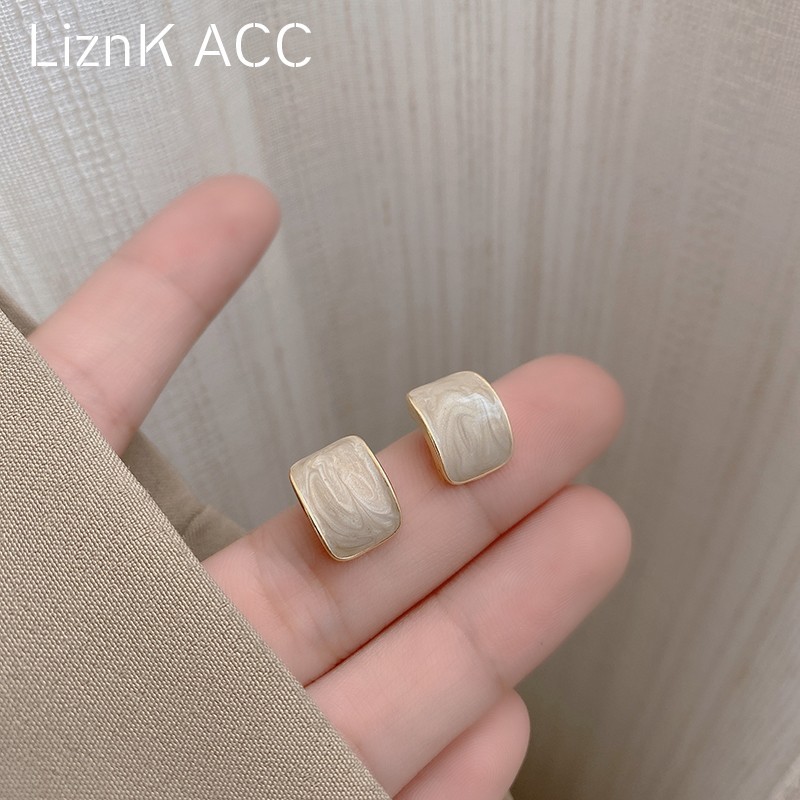 s925 Silver needle fashionable, simple and versatile geometric earrings, high-end design for women, glazed texture stud earrings Specification drawing