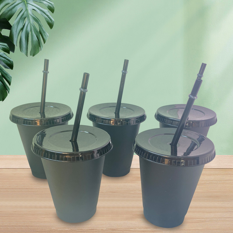 700ml in-stock temperature-sensitive heart-shaped color-changing cup, plastic pure black straw cup, cold-changing plastic straw cup, customizable available Specification drawing