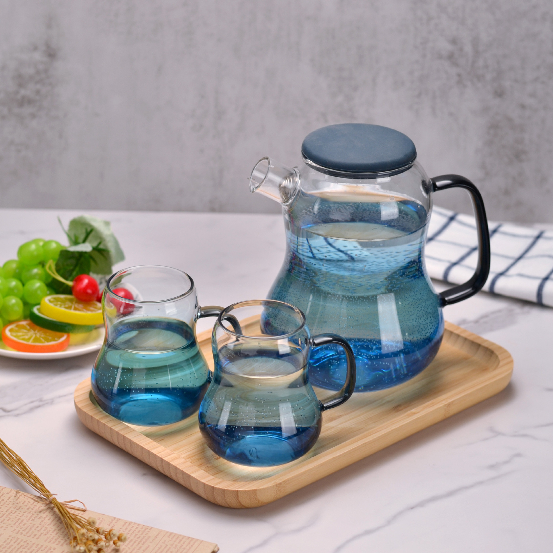 Thickened gradient blue marble glass cold water kettle, household fashionable and creative large-mouth colorful handle cold water kettle Specification drawing