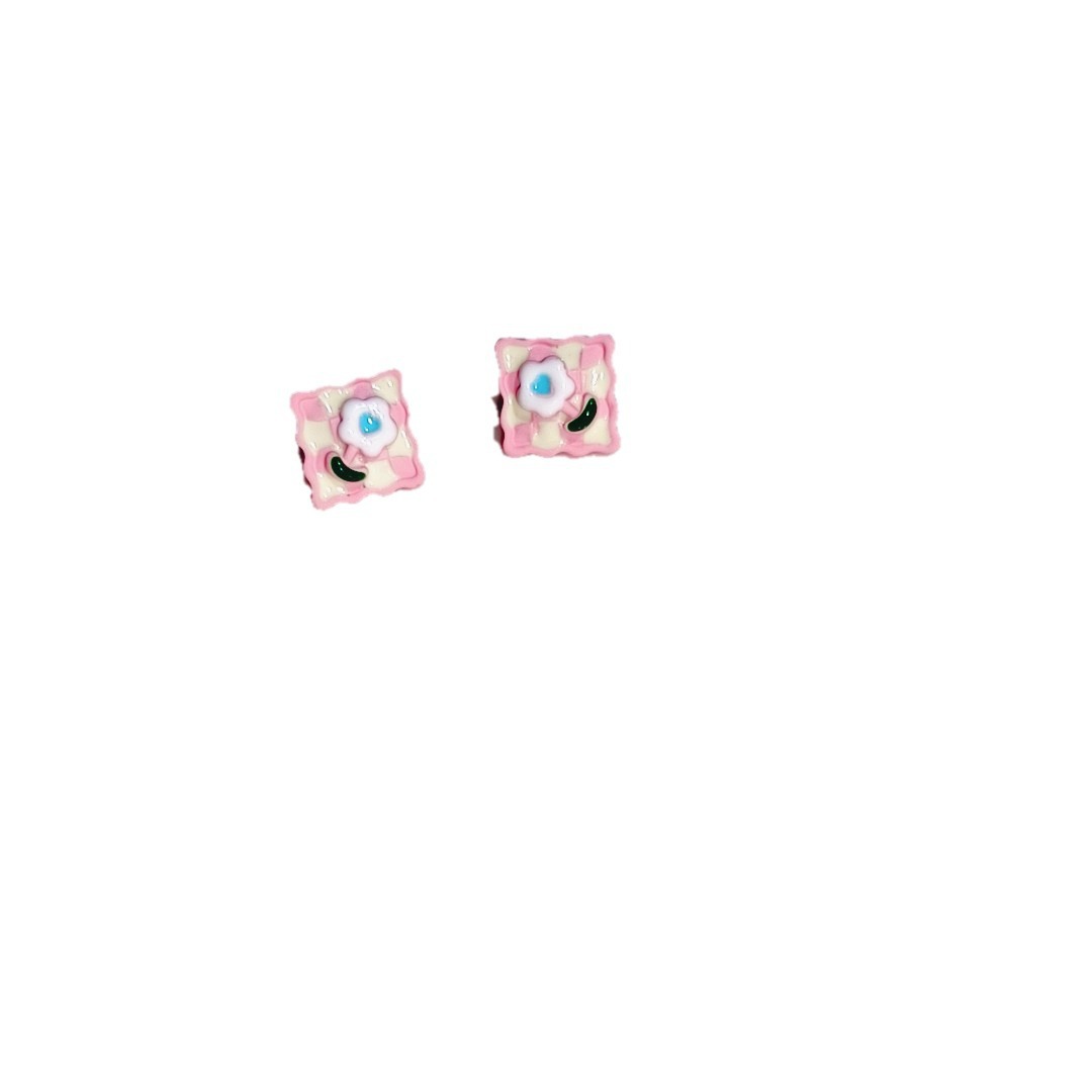 Fresh and sweet Korean style, versatile and elegant, niche flower stud earrings for women, exquisite and fashionable design sense, 2025 new style Item Picture