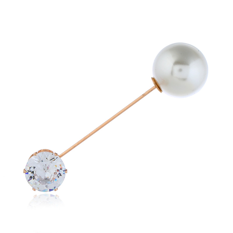 Korean trendy bestseller geometric brooch, versatile in style, water diamond round triangle one-line pearl accessory, suitable for both men and women Application Scenario