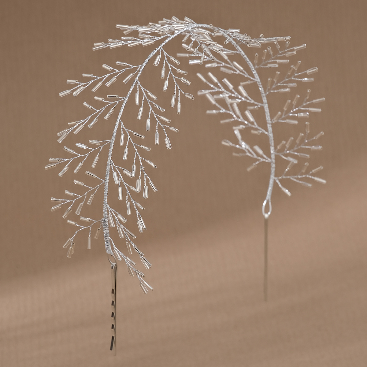 European and American bride accessories: Fashionable and beautiful crystal hair bands, handcrafted beaded wedding headwear, super fairy-like bridesmaid hair accessories and headbands full figure