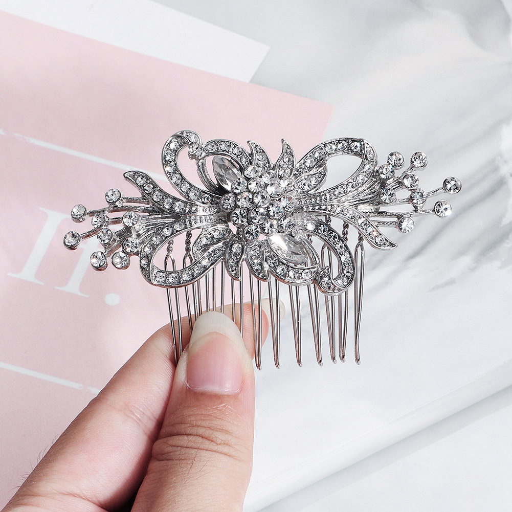 Wholesale of European and American ethnic style exotic retro headwear, alloy flower diamond-encrusted hair combs, wedding dresses and evening gowns, bride combs details Picture