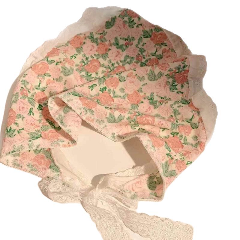 The floral lace hair band exudes a feminine charm and is a popular photo spot. The silk scarf exudes a sweet and cute vibe. The triangular scarf is a trendy headwear and hair accessory Item Picture