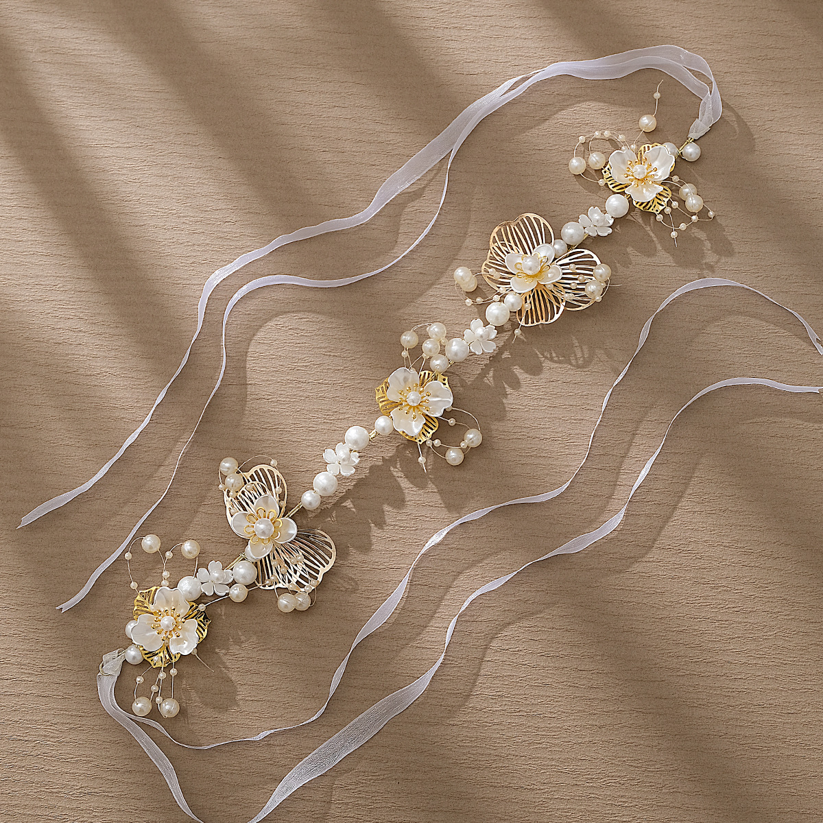 New Chinese-style Xiuhe ancient-style hair accessories, pure handcrafted children's headband, forest-themed acrylic flower pearl braided hair band details Picture