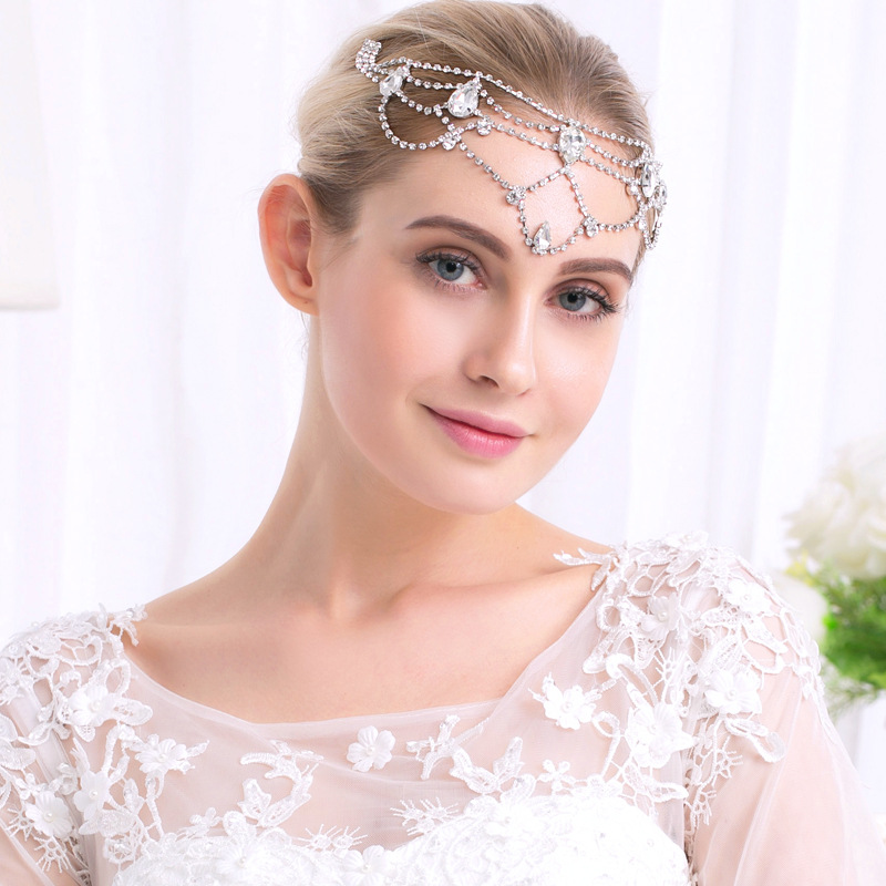 European and American creative design hair accessories, luxurious rhinestones for brides, forehead ornaments, hair bands, popular hair accessories, brow center pendant forehead chains full figure