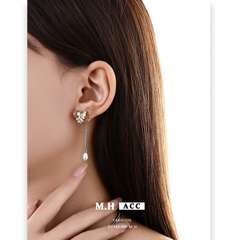 Autumn and winter new bow tassel earrings, women's fashionable and high-end style, college style stud earrings, 925 silver needle cross-border earrings Specification drawing