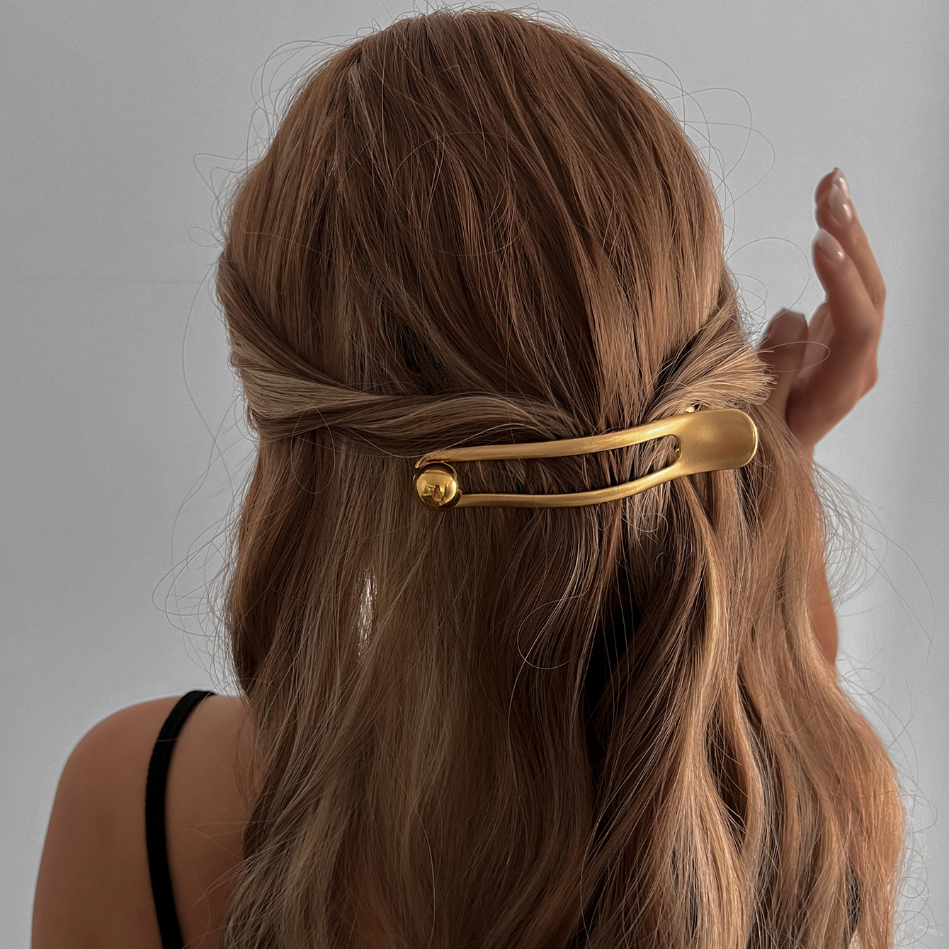 Amazon cross-border headwear, European and American style quality pearl hairpins, alloy high color retention hair clips Specification drawing