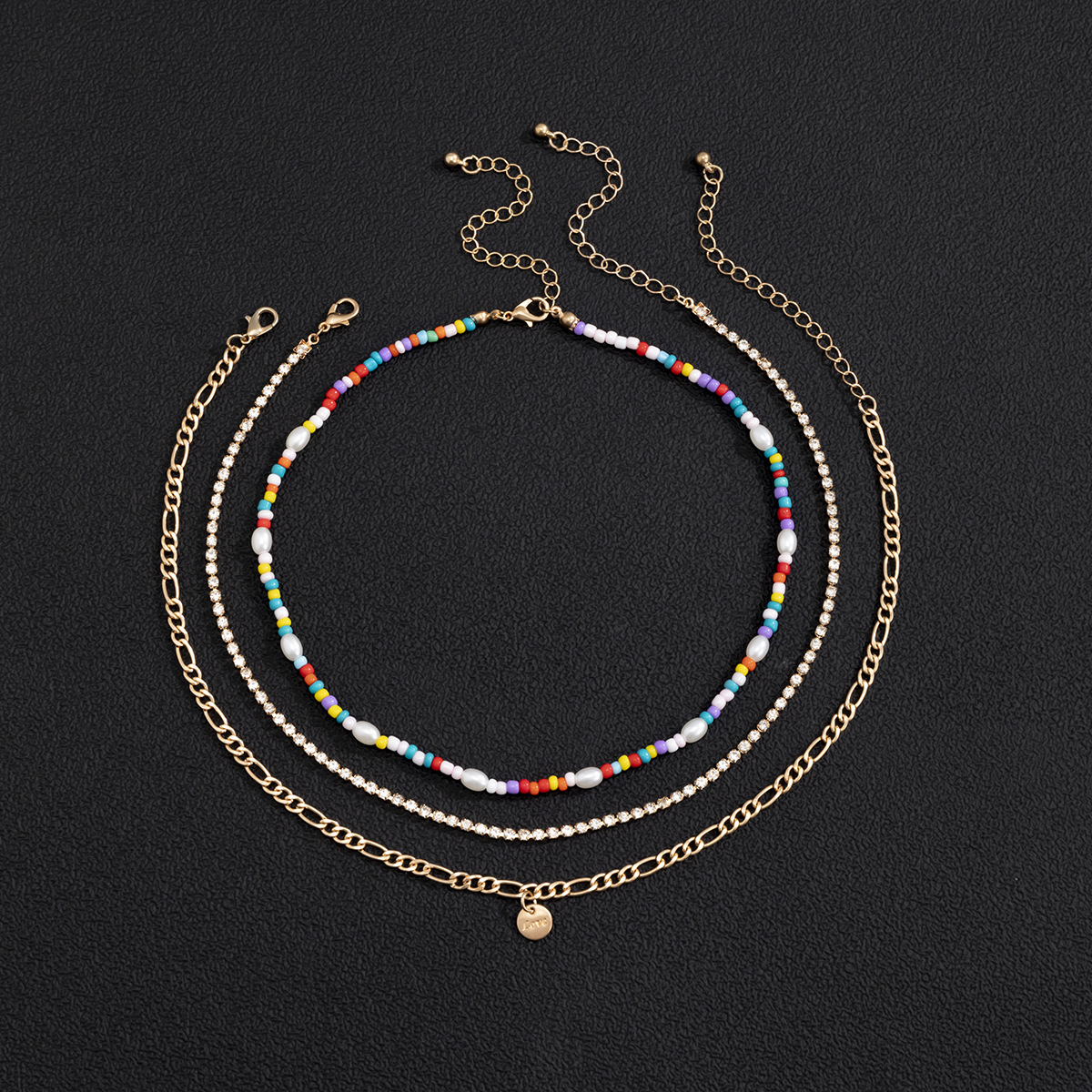 European and American fashionable colorful rice beads layered ethnic style collarbone chain necklace, personalized geometric round claw chain retro necklace Application Scenario