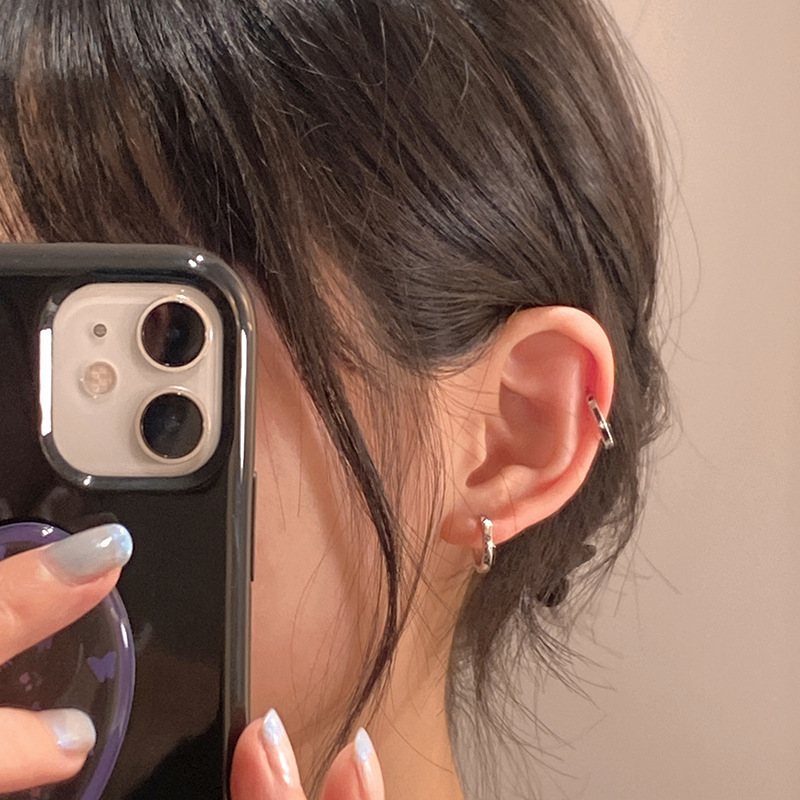 Summer small, light, luxurious and simple ear loops and ear buckles, versatile and elegant earrings, niche design sense, high-end feel, trendy earrings Specification drawing