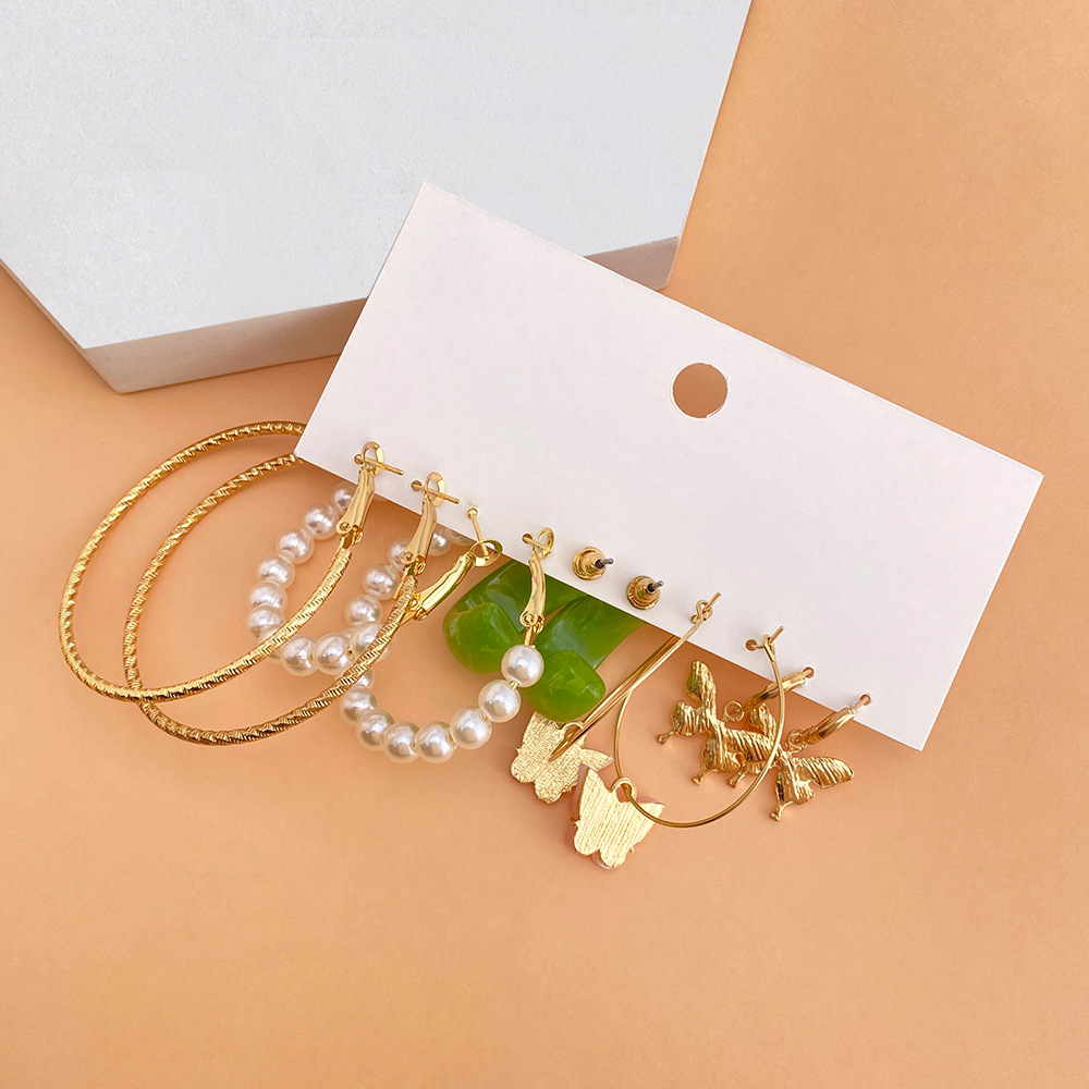 New creative, fashionable and elegant women's jewelry on AliExpress in the Korean jewelry industry - butterfly Tai Chi colorful acrylic earrings Specification drawing