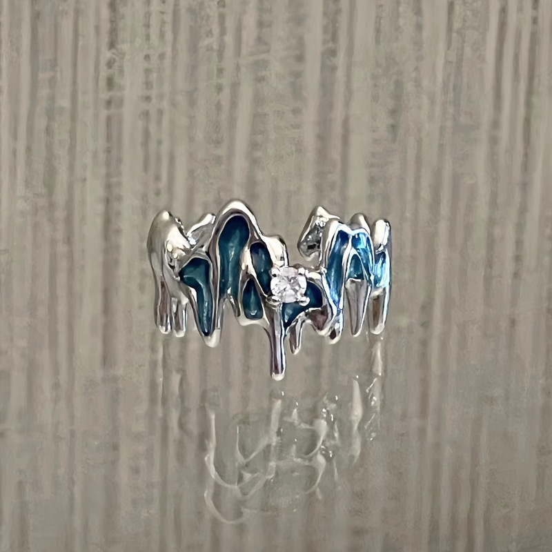 Irregularly shaped blue drip glaze open ring for women, a niche design with a high-end and trendy open ring for both men and women Application Scenario