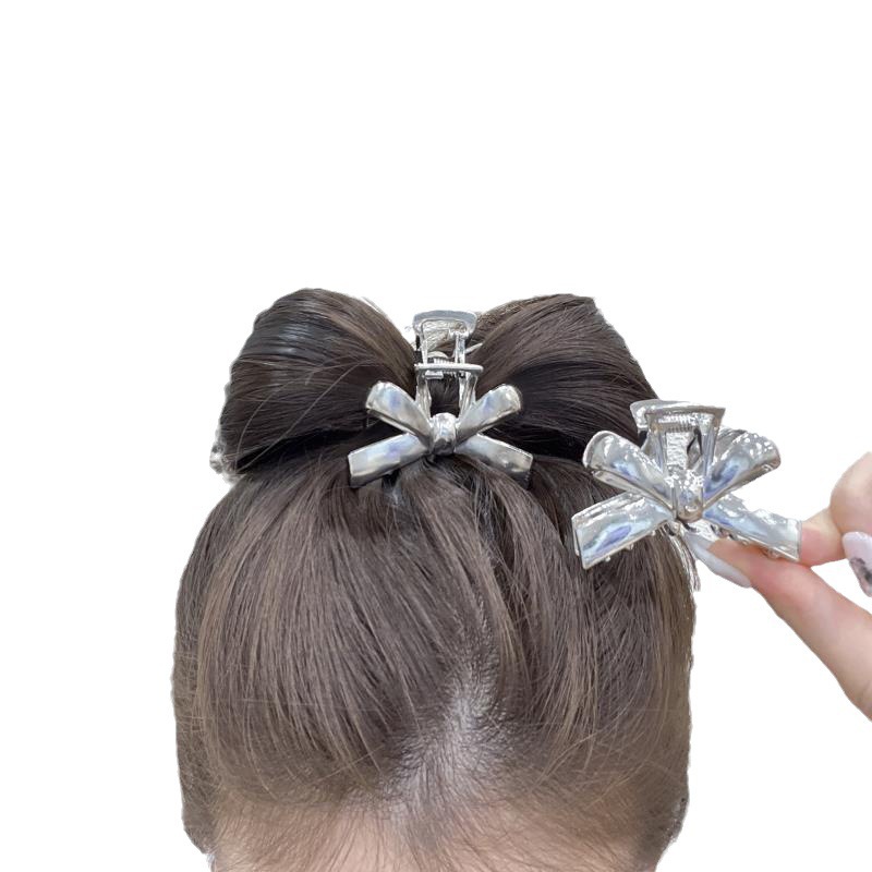 A high-end, compact metal bow clip, a fashionable and elegant female style, a half-tied hair clip at the back of the head, a shark clip hair accessory Item Picture