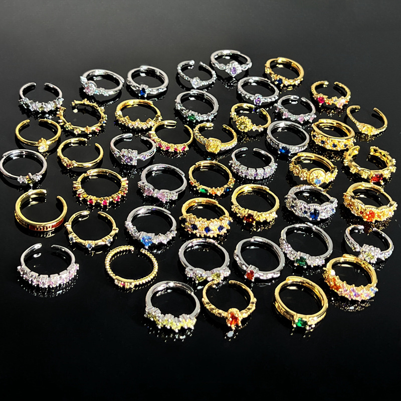 The colored gemstone series gathers open-mouth rings for women, featuring a simple, fashionable, niche design sense, sweet and cool, light luxury, and a high-end ring trend Specification drawing