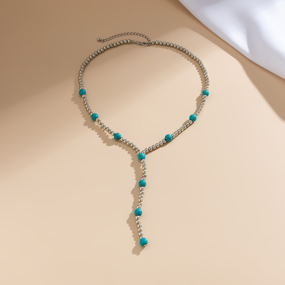 European and American cross-border jewelry, vacation style, retro turquoise beaded collarbone neck chain, niche retro long tassel necklace Application Scenario