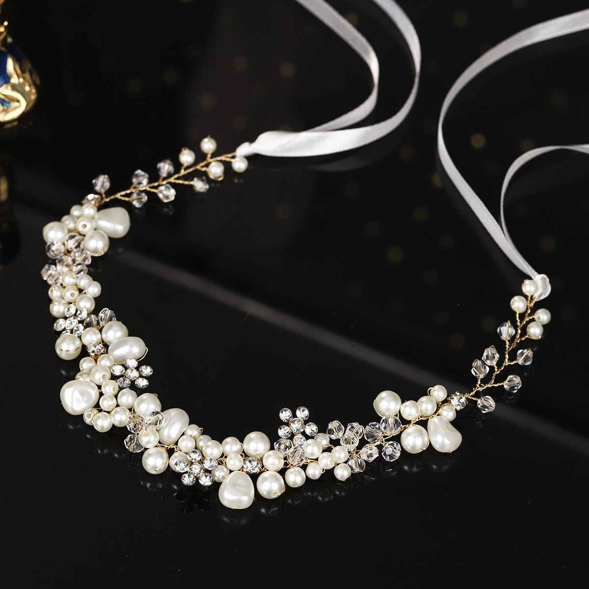 Cross-border new bride headband, dance and wedding accessories, handcrafted crystal pearl headband, high-end and versatile hair accessory for women details Picture