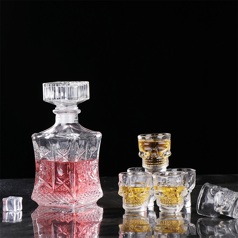 Wholesale 500ml Chinese sunflower thickened glass European wine empty bottle 50ml skull wine glass set details Picture