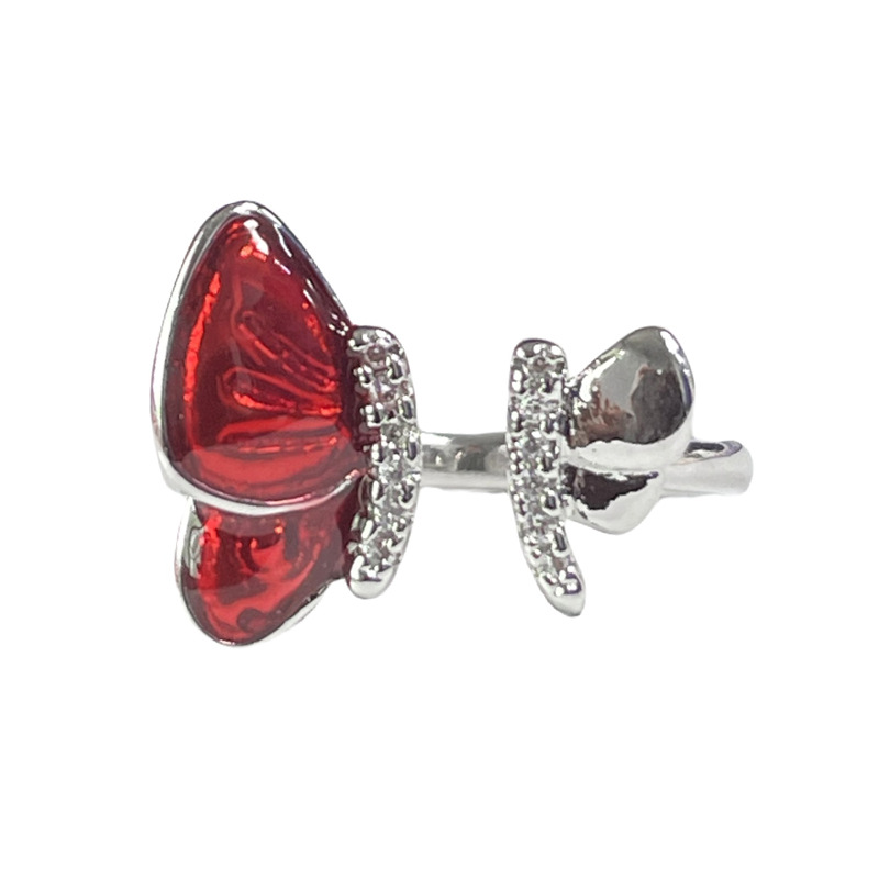 The ring is a fashionable butterfly drop glaze ring with a simple design and a cold style. It is a versatile index finger ring with a unique and sweet charm Item Picture