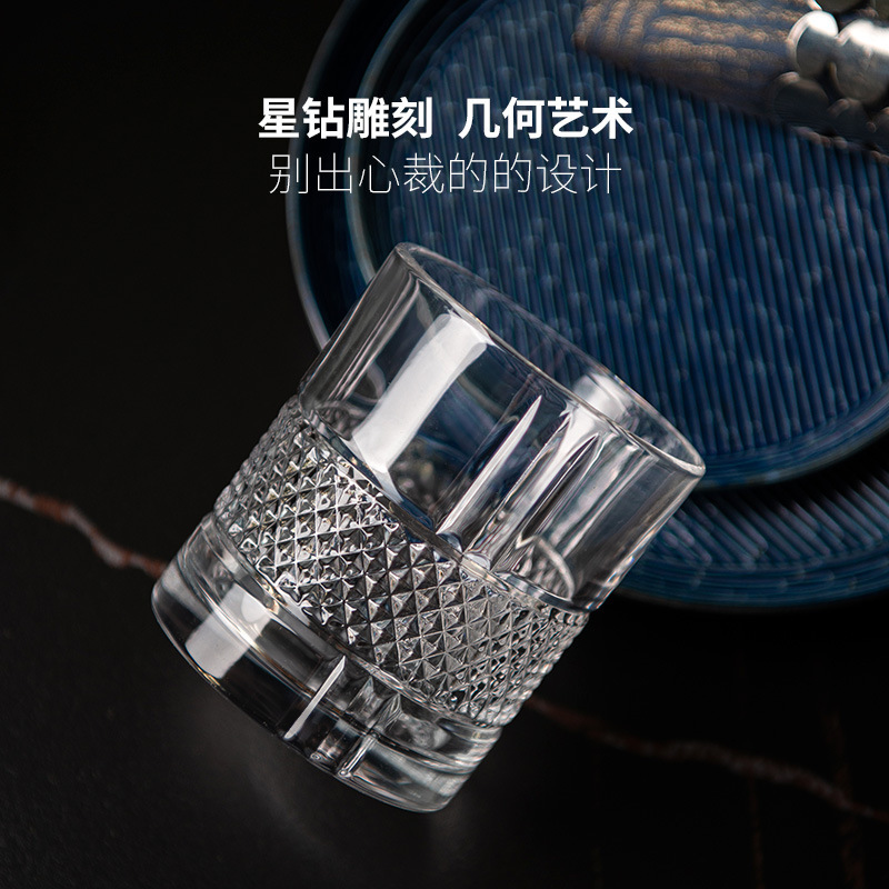 Wholesale of high-end Amazon glass wine bottles, kettles, whisky cups, spirits, and foreign wine kettles, square carved wine bottle sets Specification drawing
