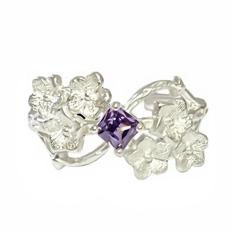 The new light luxury star wreath is exquisitely silver-plated, frosted purple diamond flower ring with hollowed-out butterfly tassels, exuding a refined charm Item Picture