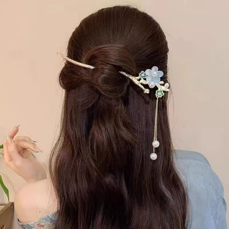 Hanfu walking hairpin, ancient-style coiled hair hairpin, new Chinese-style fish-tail flower tassel girl hairpin, Chinese-style hair accessory details Picture