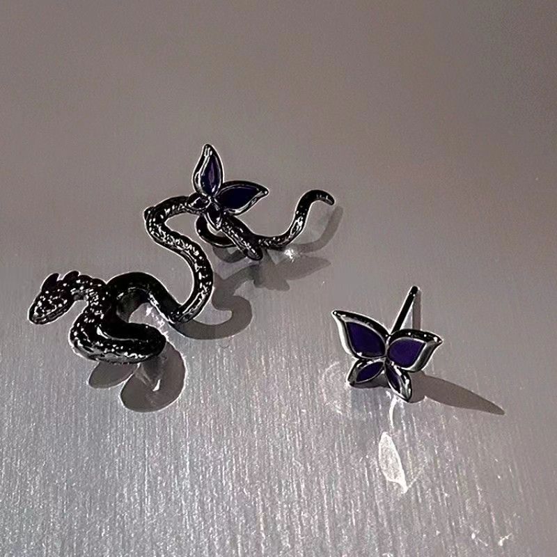 Dark dark style niche design snake ear bone clip women's earrings, light luxury and high-end butterfly stud earrings wholesale Application Scenario