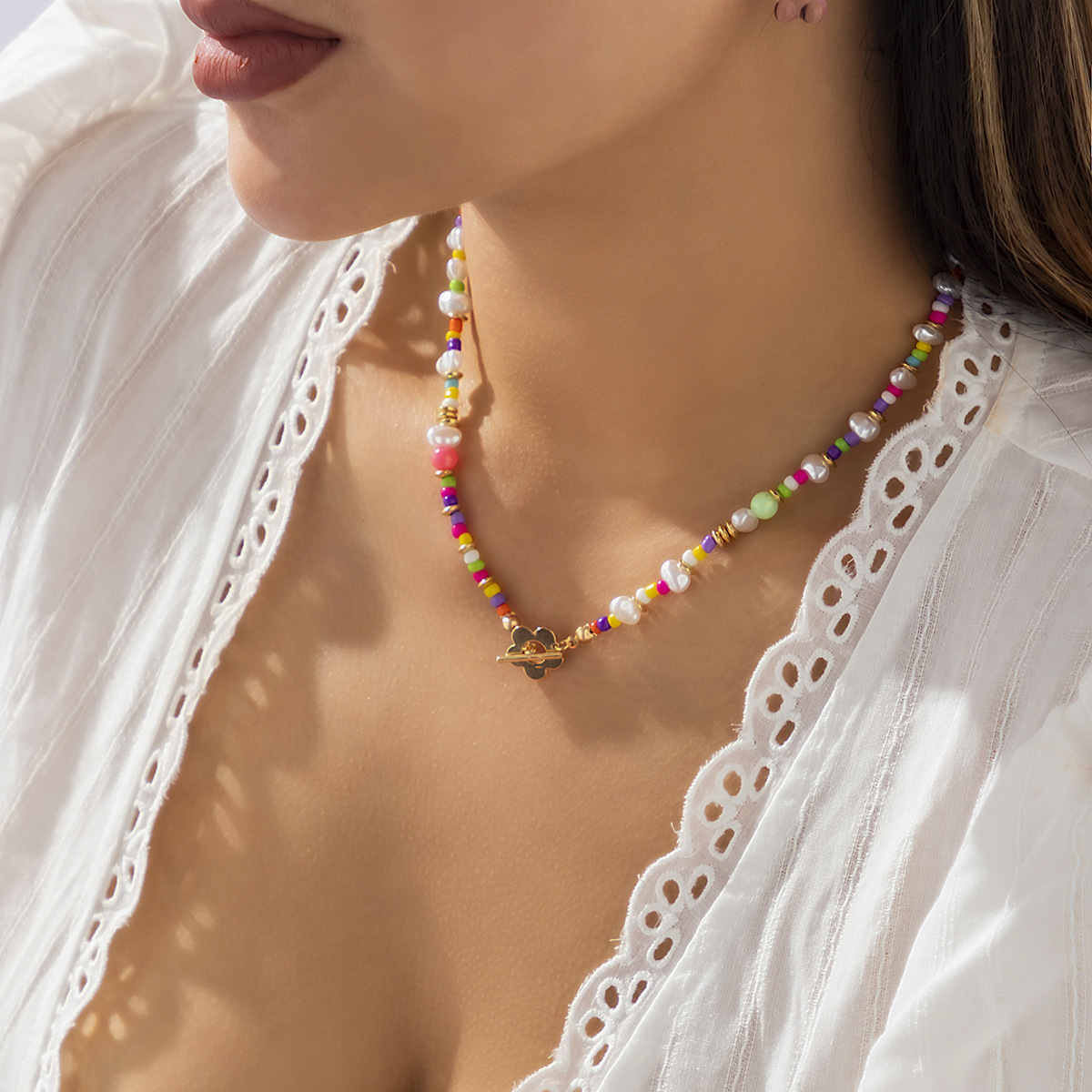 European and American cross-border jewelry, ethnic-style colorful rice beads, versatile collarbone chain, niche design flower imitation pearl necklace Specification drawing