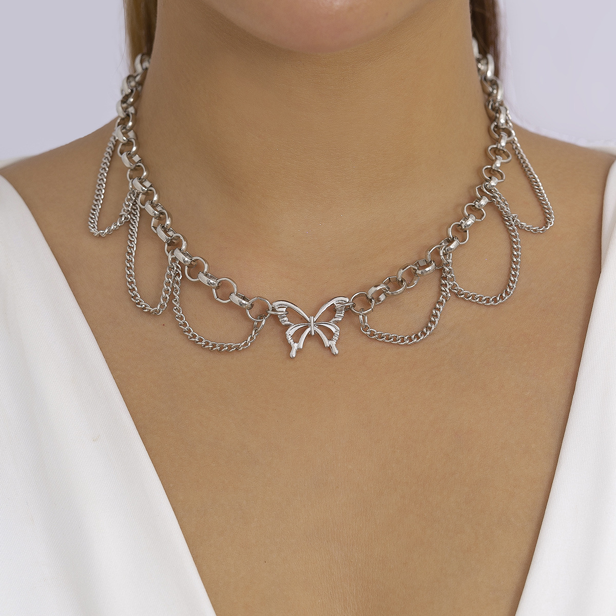 European and American cross-border jewelry, metal tassel chain, punk-style necklace, niche design, sweet and cool butterfly pendant necklace full figure