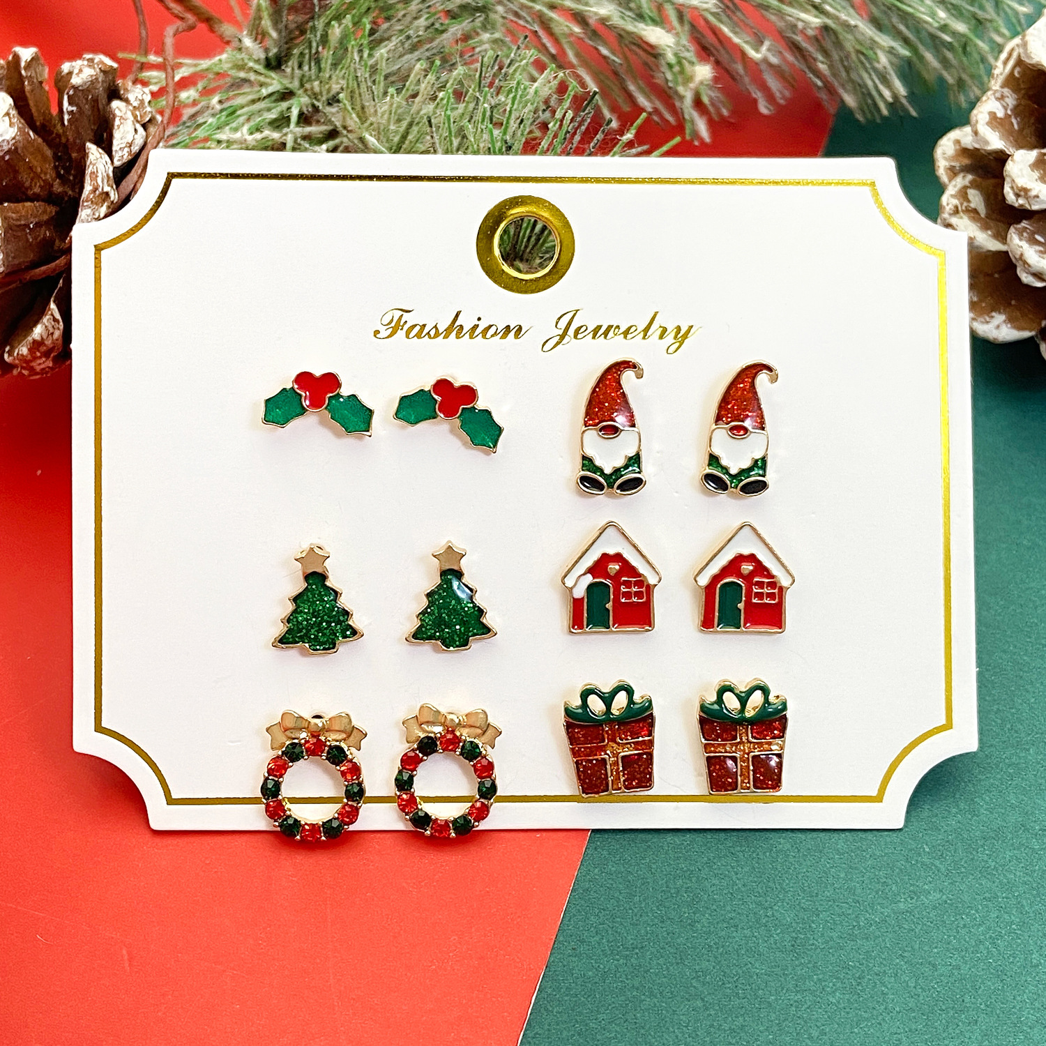 New Christmas earring set for women, European and American creative cartoon reindeer snowflake Santa Claus earring combination set Application Scenario