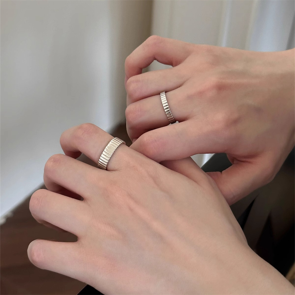 Korean version simple vertical stripe ring for women, 925 sterling silver, niche design, high-end and cold style open index finger ring Specification drawing
