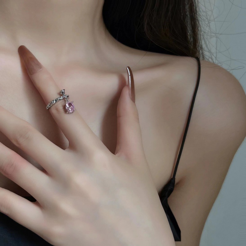 Light luxury and niche InS-style cube sugar pink diamond zircon open ring, women's bow chain, sweet and cool exquisite food ring details Picture