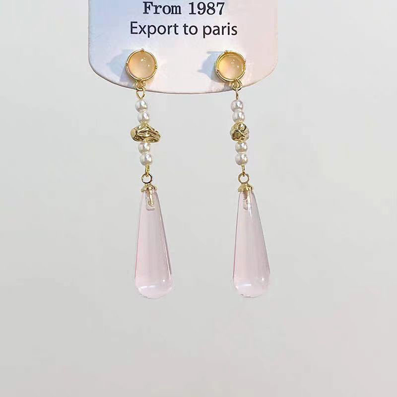Pink Dai ~ Retro new Chinese-style pink teardrop stud earrings, a light luxury and high-end look, elegant and grand earrings, women's Chinese-style earrings full figure