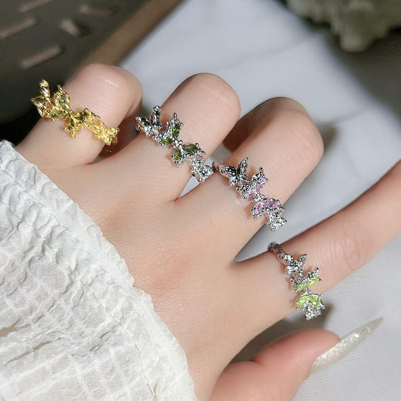 Exquisite irregular butterfly texture open ring for women, olive green, simple, individual, niche, sweet, cool and versatile ring trend full figure