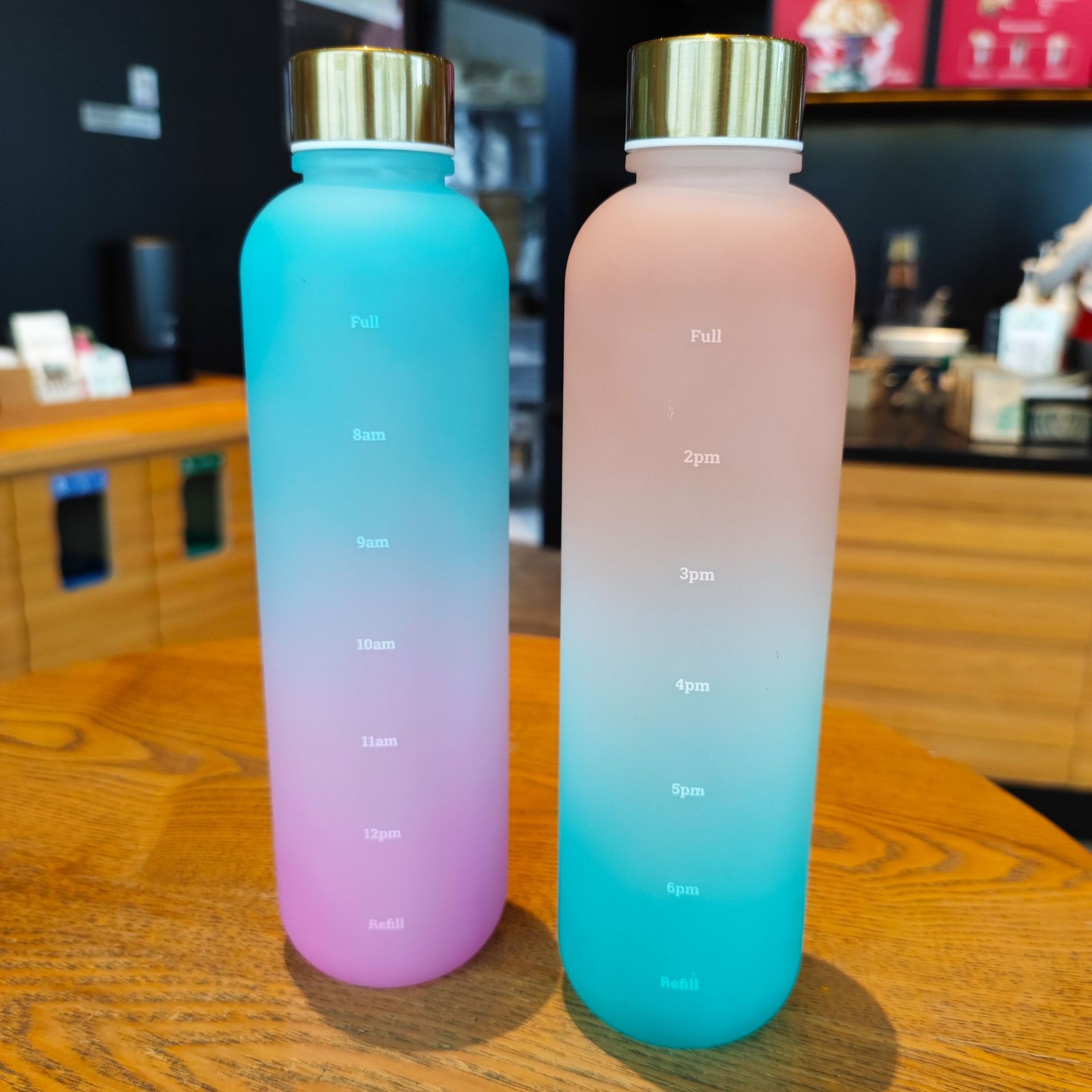 Multi-color gradient frosted large-capacity water bottle, simple and convenient for immediate drinking, portable fitness and sports water cup 1000ml details Picture