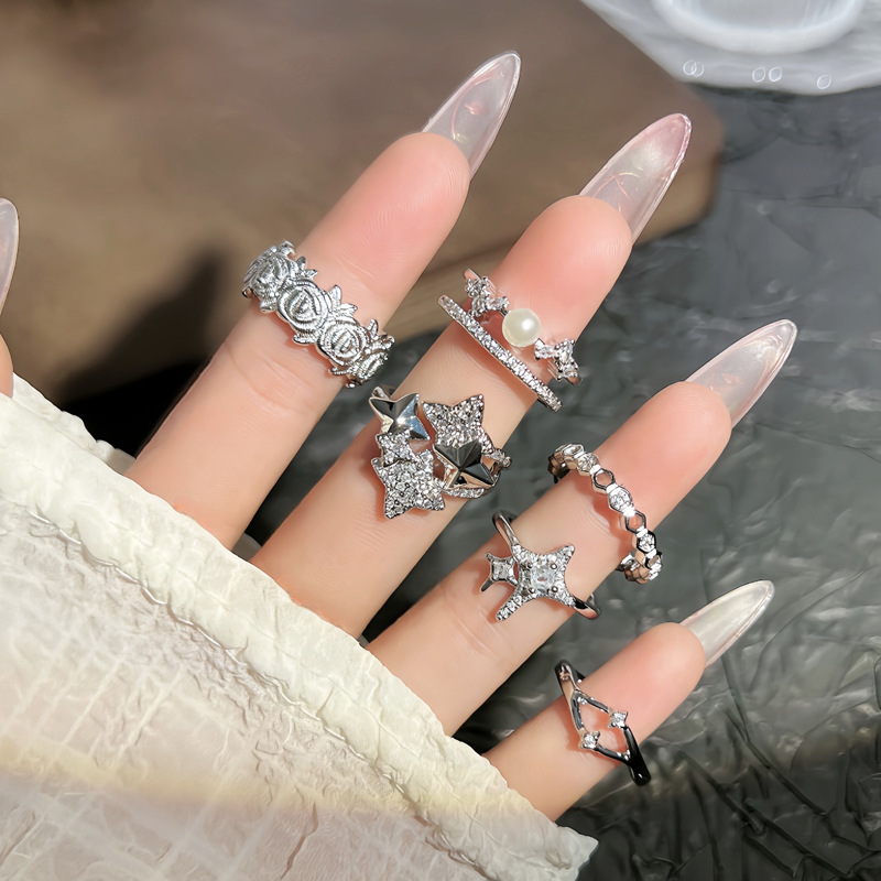 Minimalist bezel starlight style open ring, cold and individualistic style, trendy Instagram flower niche luxury fashion index finger ring full figure