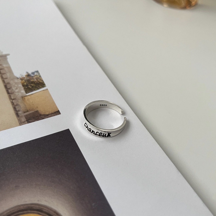 Korean version lucky ring s925 silver niche design high-end ring, simple, fashionable and versatile open index finger ring Application Scenario