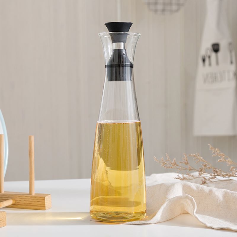 Self-opening and closing high borosilicate glass leak-proof oil pot, creative sesame oil bottle, household oil tank, oil-free kitchenware details Picture
