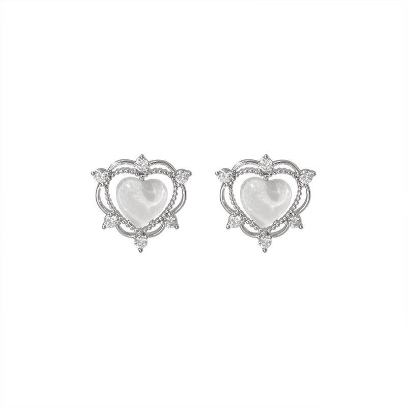 Wholesale of dazzling star-shaped cat's eye stone Love ~ Heart ear stud women's ins light luxury exquisite temperament versatile fashionable earrings Item Picture