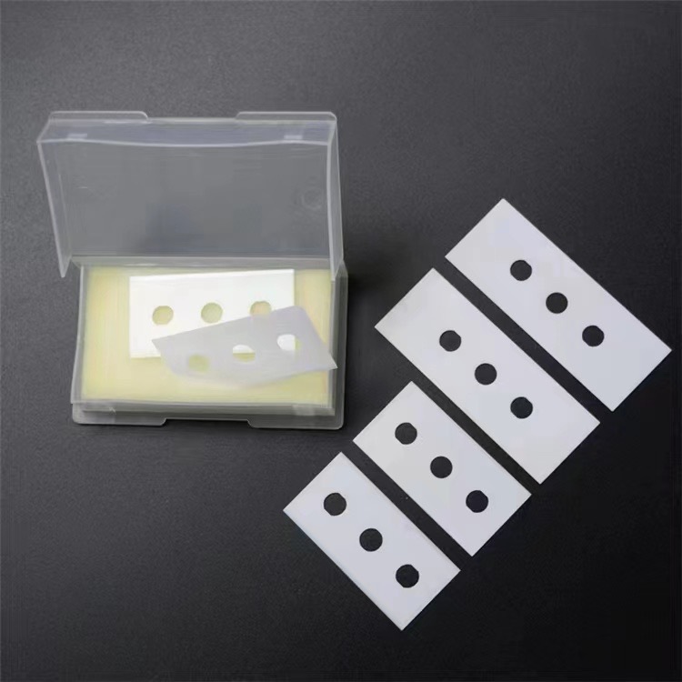 Tungsten steel three-hole blade, tungsten steel slitting blade, film tape slitting machine, high-resolution cutting knife, laminating machine slitting details Picture