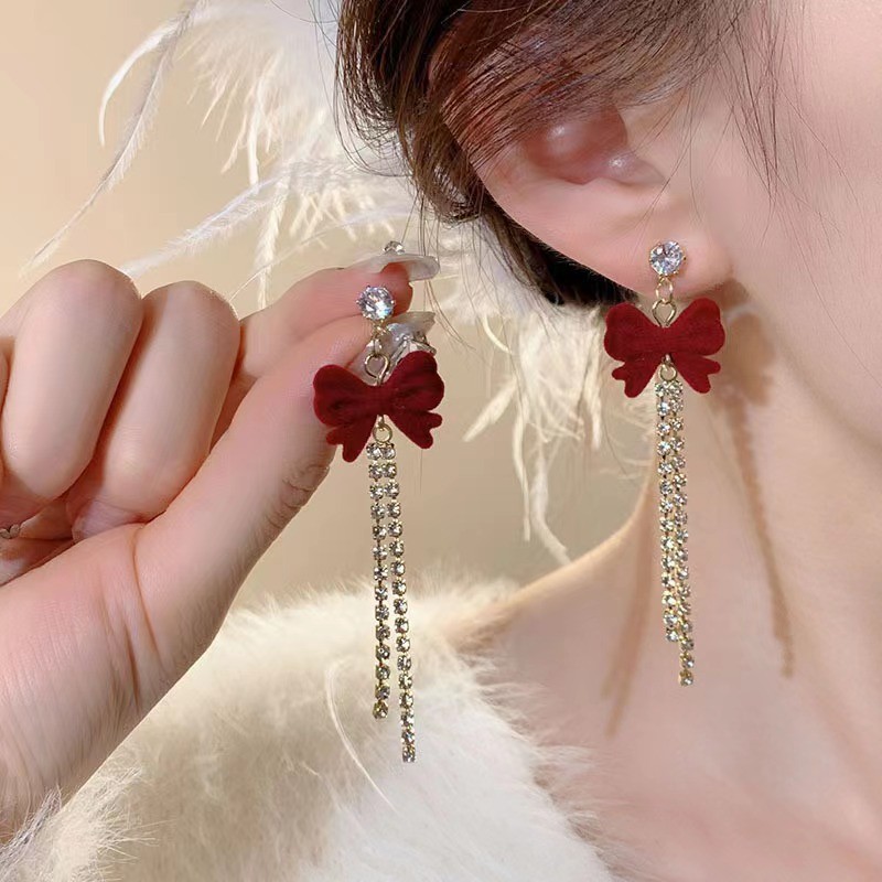 Autumn and winter long Ankela red bow velvet stud earrings for women, light luxury, high-end fashion and versatile tassel earrings details Picture