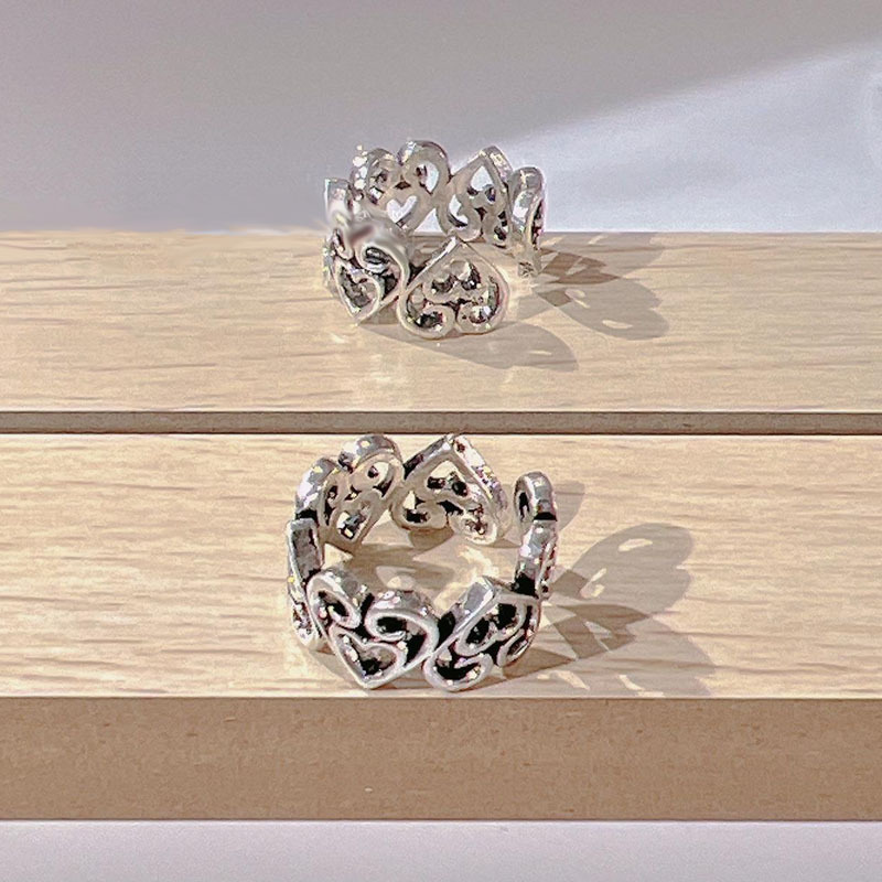 Xiaohongshu's best-selling InS-style hollowed-out heart-shaped retro open ring, Mobius cross cold style ring girl Specification drawing