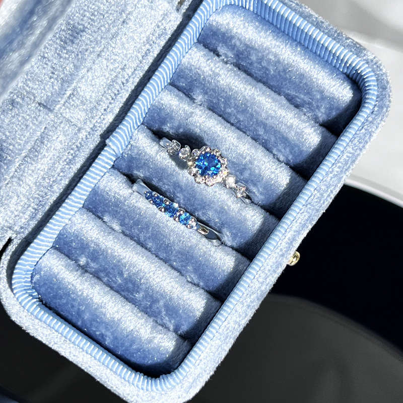 The new and simple sea blue zircon couple ring is exquisite and versatile. It features a unique and niche design for women and is suitable for daily layering Specification drawing