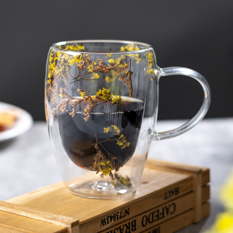 Double-layer coffee cups, household glass cups, high-temperature resistant and anti-scald water cups, dried flower mugs, exquisite latte cups wholesale Application Scenario