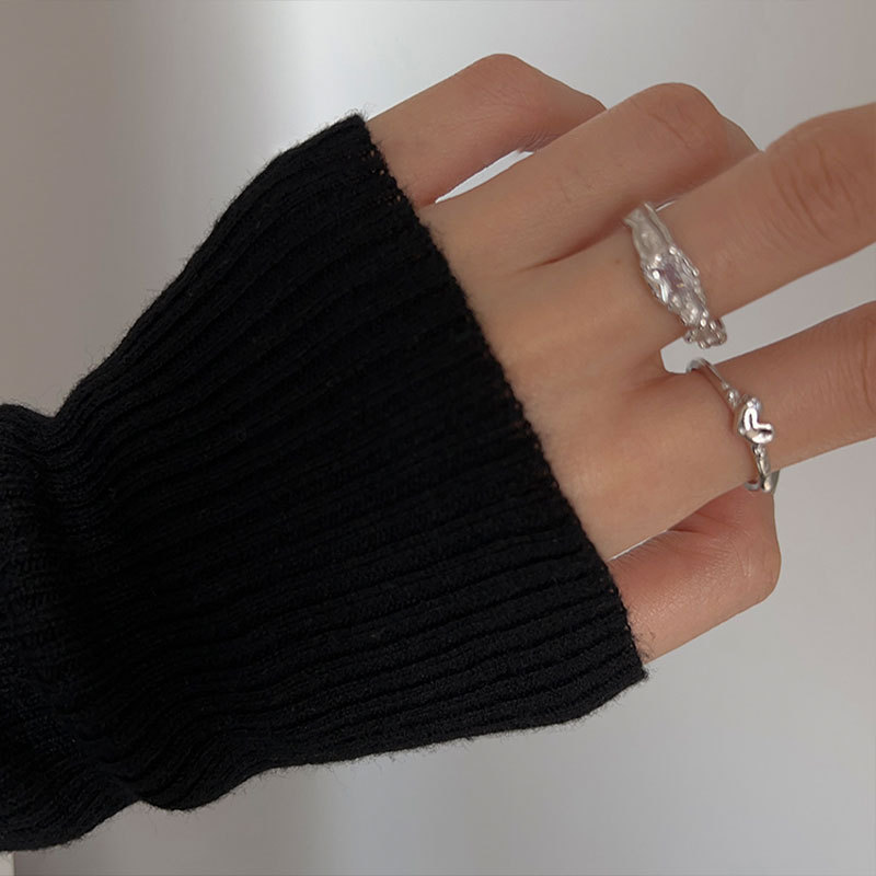Irregular-shaped white square diamond zircon heart ring on ins women's fashion, light luxury, open-top layering, unique and simple full figure